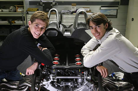 Matthieu Lahaye (tv.) og Pierre Ragues (th.) skal køre Saulnier Racing nye Pescarolo racer.